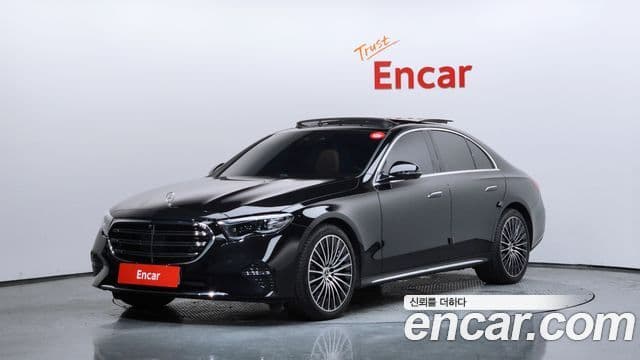 Mercedes-Benz E-Class 2024 — ფოტო 1/20