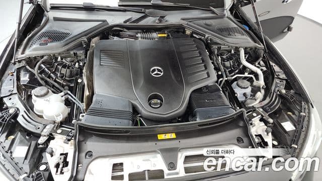 Mercedes-Benz E-Class 2024 — ფოტო 6/20