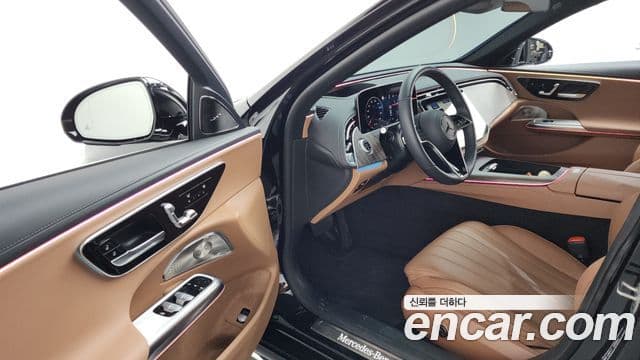 Mercedes-Benz E-Class 2024 — ფოტო 10/20