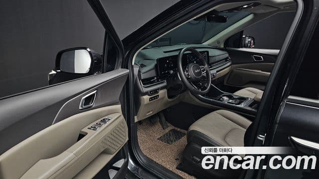 Kia Carnival 2024 — Şəkil 10/20