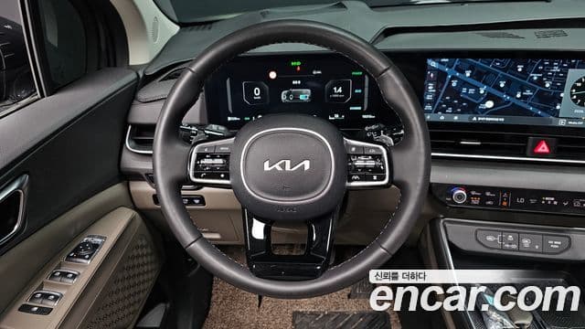 Kia Carnival 2024 — Şəkil 13/20