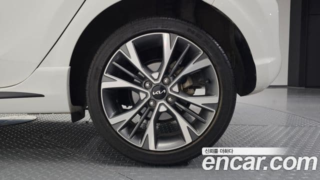 Kia Morning Urban 2022 — Şəkil 5/33