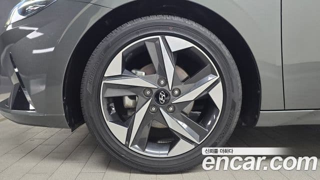 Hyundai Avante 2022 — ფოტო 5/20