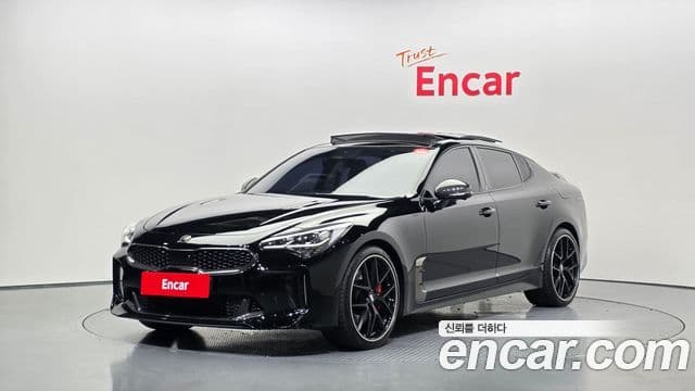 Kia Stinger 2021 — ფოტო 1/20