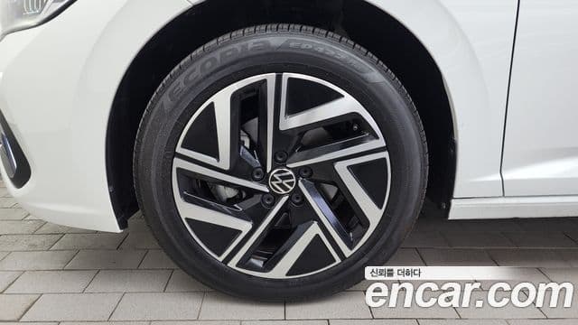 Volkswagen Jetta 2023 — Photo 3/20