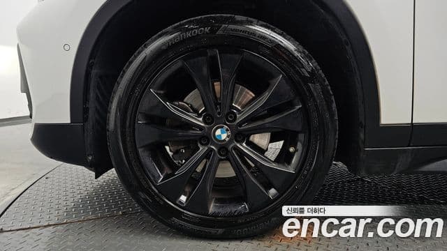 BMW X1 2020 — Şəkil 5/20