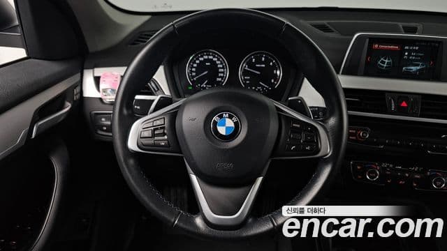 BMW X1 2020 — Şəkil 13/20