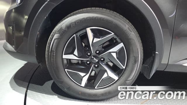 Kia Sorento 2024 — ფოტო 5/20