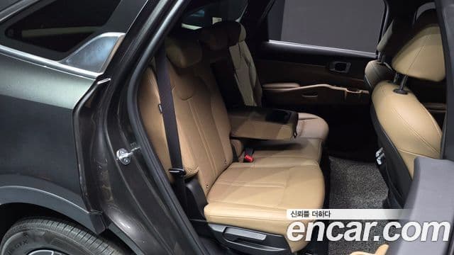 Kia Sorento 2024 — ფოტო 12/20