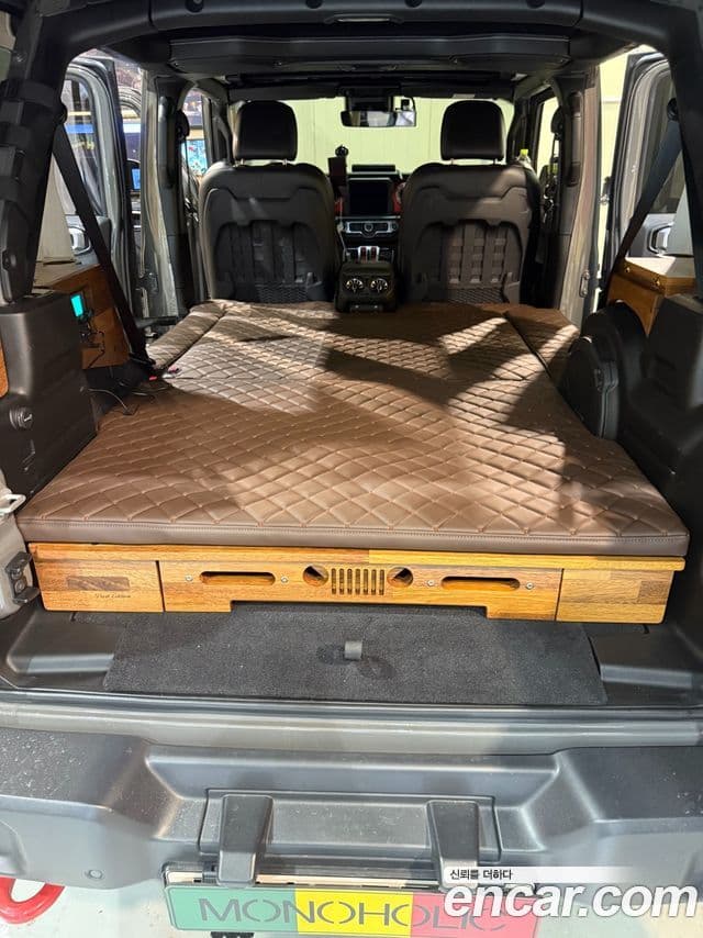Jeep Wrangler 2020 — Şəkil 12/13