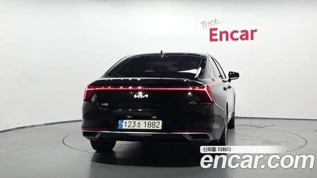 Kia K8 2021 — ფოტო 4/20
