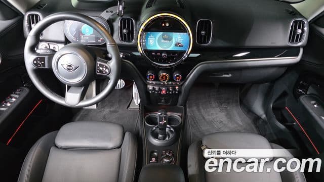 Mini Cooper Countryman 2023 — Фото 7/20