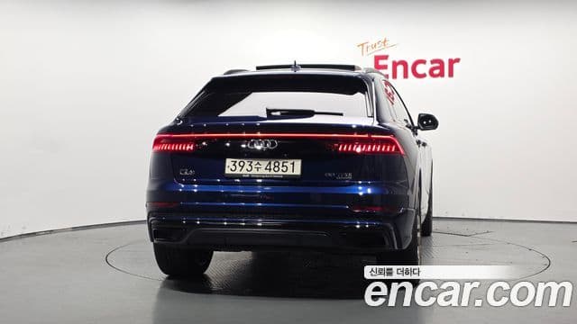 Audi Q8 2023 — ფოტო 9/20