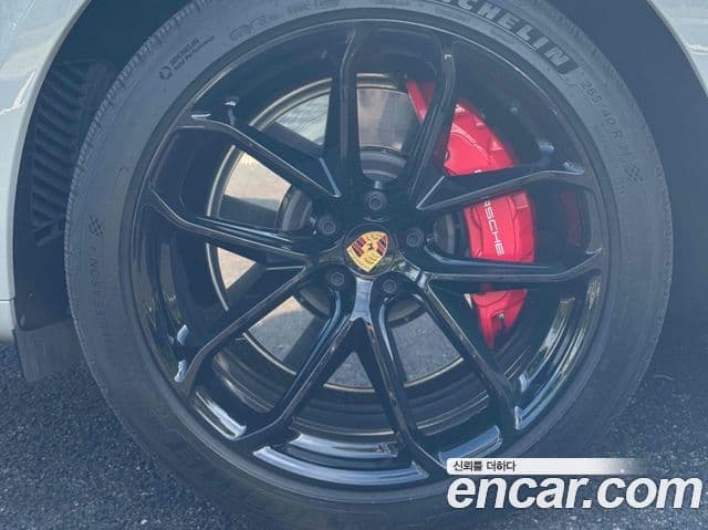 Porsche Macan 2022 — Şəkil 2/20