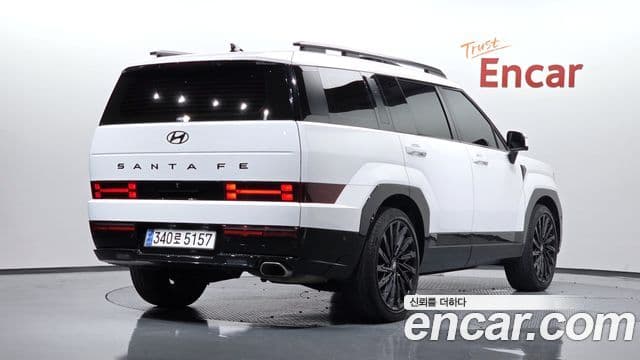 Hyundai Santa Fe 2023 — Фото 2/20
