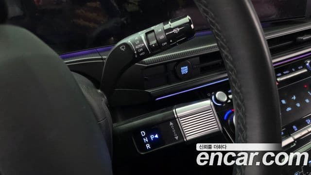 Hyundai Santa Fe 2023 — Фото 9/20