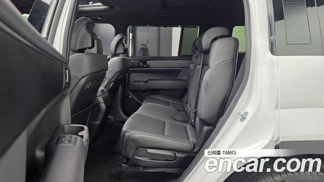Hyundai Santa Fe 2023 — Фото 11/20