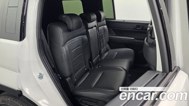 Hyundai Santa Fe 2023 — Фото 12/20