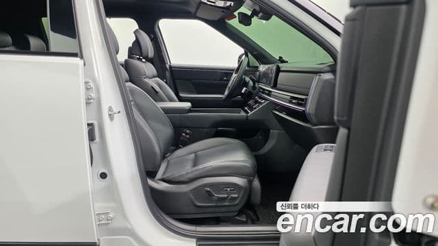 Hyundai Santa Fe 2023 — Photo 30/36