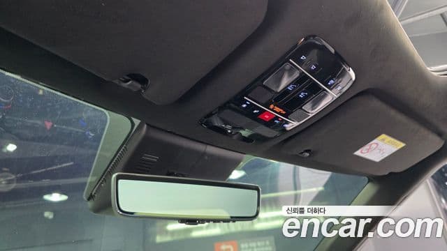 Hyundai Santa Fe 2023 — Photo 33/36