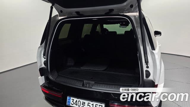 Hyundai Santa Fe 2023 — Photo 12/36