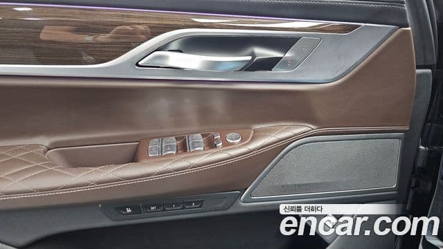 BMW 7 Series 2021 — Şəkil 19/20