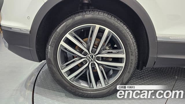 Volkswagen Tiguan 2023 — фото 5 из 20