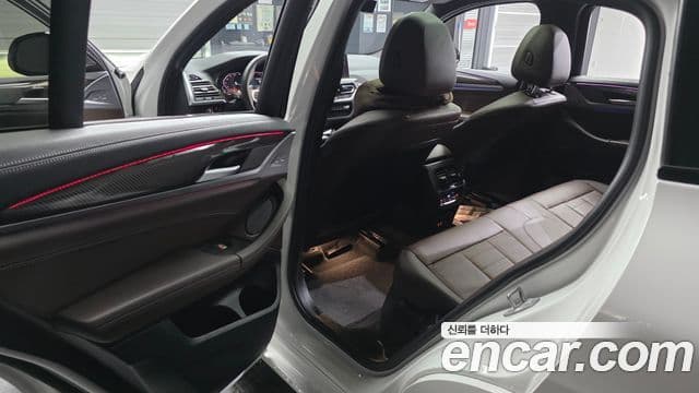 BMW X4 2025 — ფოტო 13/20