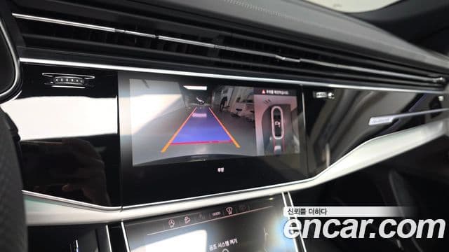 Audi Q7 2024 — Фото 14/20