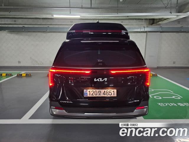Kia Carnival 2024 — Şəkil 2/20