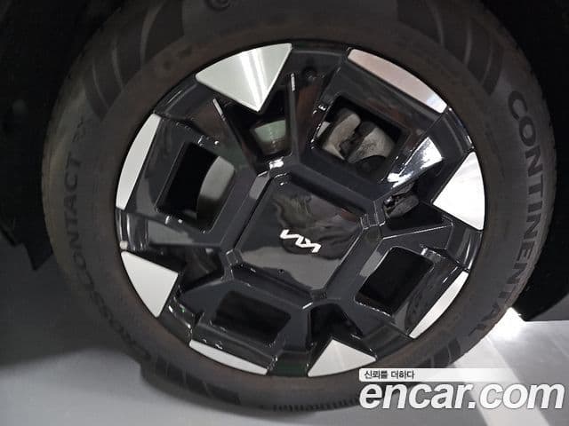 Kia Carnival 2024 — Şəkil 11/20