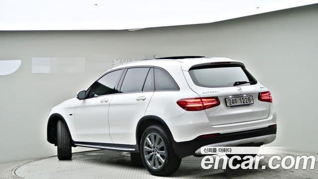 Mercedes-Benz GLC-Class 2018 — Фото 3/20
