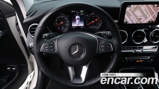 Mercedes-Benz GLC-Class 2018 — Фото 19/20