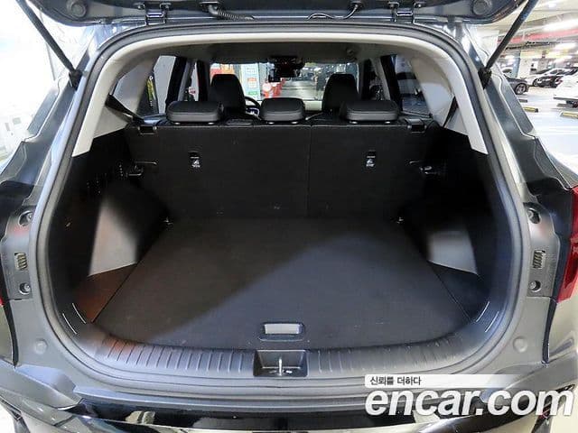 Kia Seltos 2025 — Şəkil 17/20