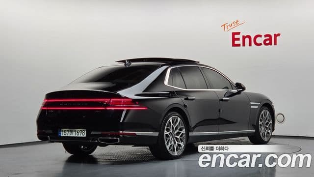 Genesis G90 2023 — Şəkil 2/20