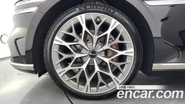 Genesis G90 2023 — фото 5 из 20