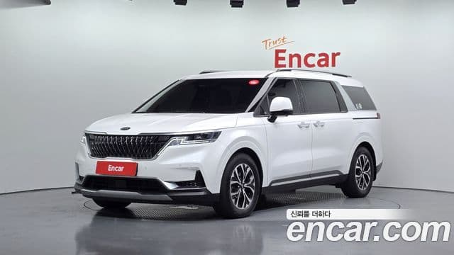 Kia Carnival 2021 — Фото 1/20