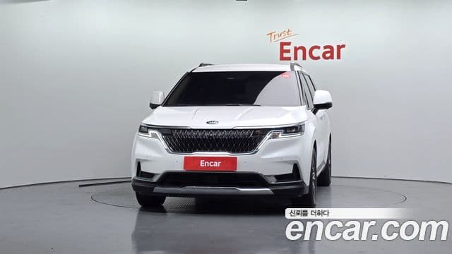 Kia Carnival 2021 — Фото 3/20
