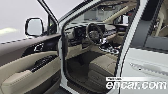 Kia Carnival 2021 — Фото 10/20