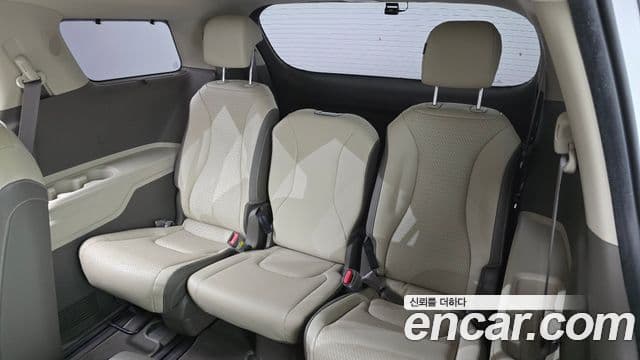 Kia Carnival 2021 — Фото 11/20