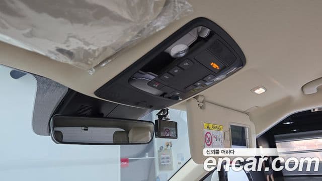Kia Carnival 2021 — Фото 20/20