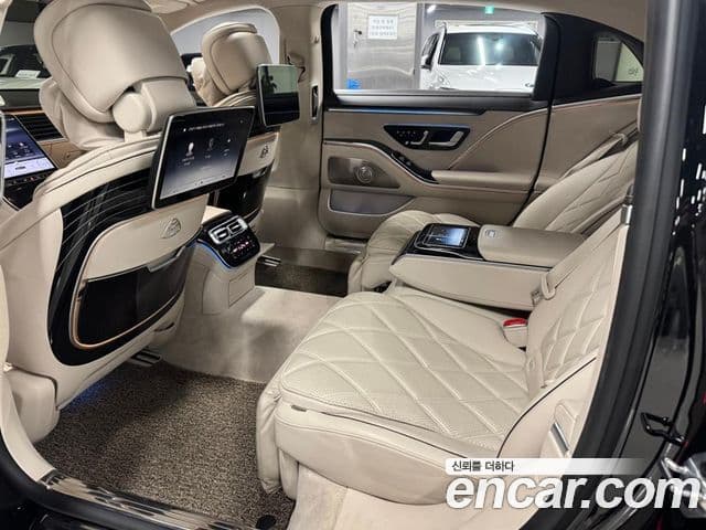 Mercedes-Benz S-Class 2022 — ფოტო 11/13