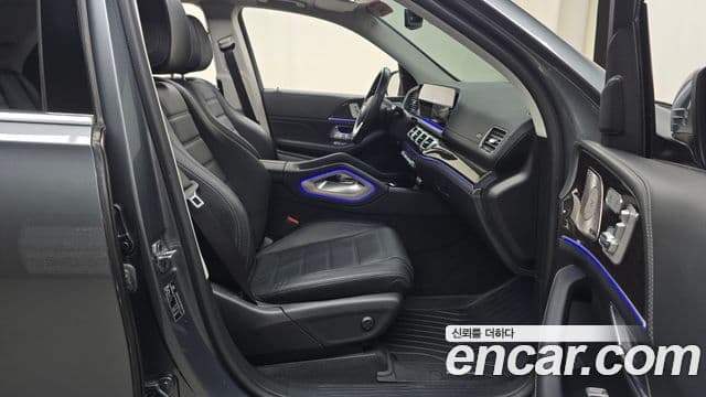 Mercedes-Benz GLE-Class 2021 — Photo 26/32