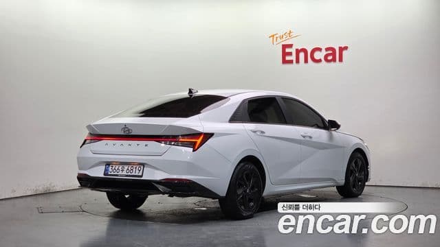 Hyundai Avante 2021 — ფოტო 2/20