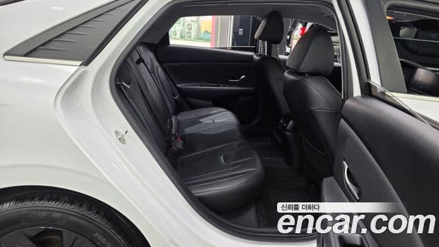 Hyundai Avante 2021 — ფოტო 12/20