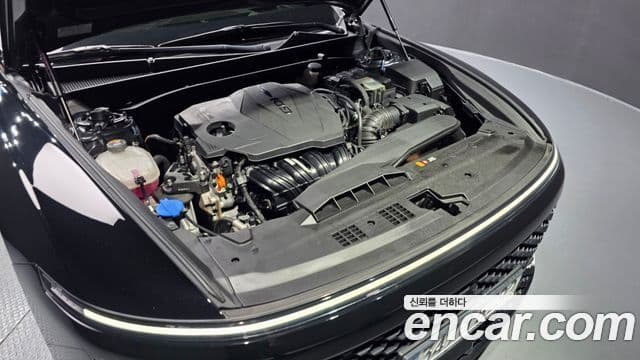 Hyundai Grandeur 2023 — ფოტო 6/20