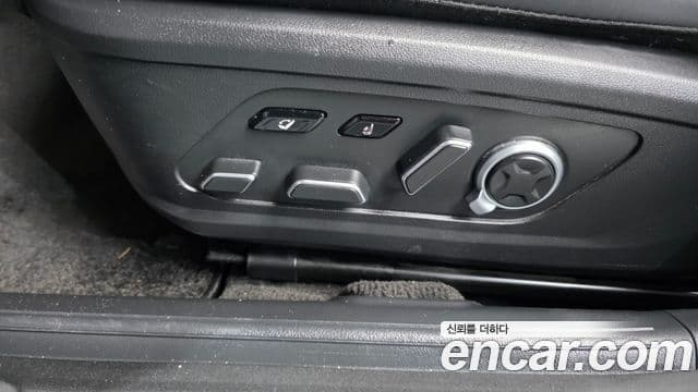 Hyundai Grandeur Hybrid 2023 — Şəkil 21/41
