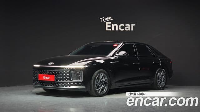 Hyundai Grandeur 2022 — Фото 1/20