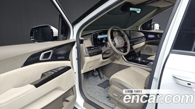 Kia Carnival 2022 — Фото 10/20