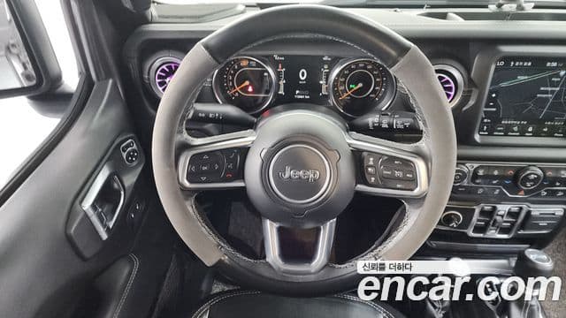 Jeep Wrangler 2019 — Фото 14/20
